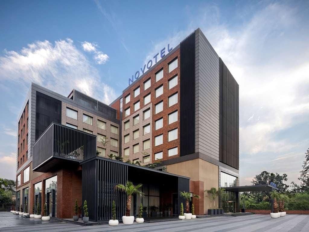 Novotel Chandigarh Tribune Chowk Eksteriør billede